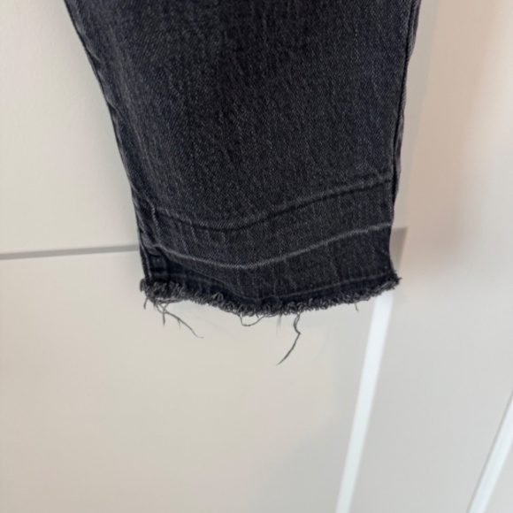 Universal Thread Black Skinny Jeans - Picture 4 of 7